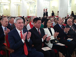 Первый заместитель Председателя Государственной Думы Иван Мельников и Чрезвычайный и Полномочный Посол Китайской Народной Республики в России Чжан Ханьхуэй