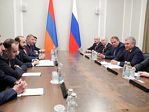 Meeting of Chairman of the State Duma Viacheslav Volodin and President of the National Assembly of Armenia Ararat Mirzoyan