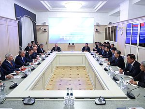 Meeting of Chairman of the State Duma Vyacheslav Volodin and Chairman of the Standing Committee of the National People's Congress of China Zhao Leji