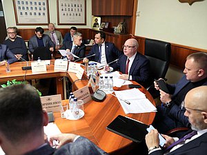 Заседание Комитета по вопросам собственности, земельным и имущественным отношениям