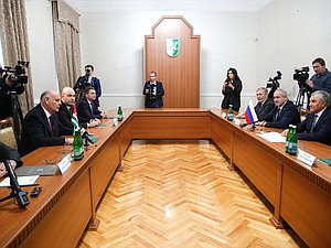 Встреча Председателя Государственной Думы Вячеслава Володина с Президентом Республики Абхазия Асланом Бжания