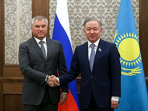 Chairman of the State Duma Viacheslav Volodin and Chairman of the Mazhilis of the Parliament of the Republic of Kazakhstan Nurlan Nigmatulin