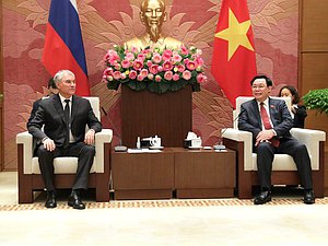 Jefe de la Duma Estatal Vyacheslav Volodin y Presidente de la Asamblea Nacional de la República Socialista de Vietnam Vuong Dinh Hue