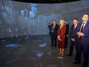Участники мероприятий Совета законодателей Российской Федерации при Федеральном Собрании РФ посетили парк «Зарядье»