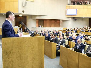 Министр труда и социальной защиты РФ Максим Топилин в ходе выступления на пленарном заседании ГД