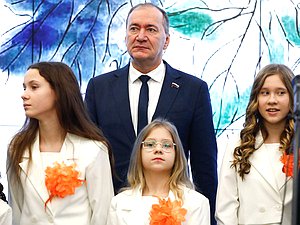 Член Комитета по международным делам Дмитрий Белик