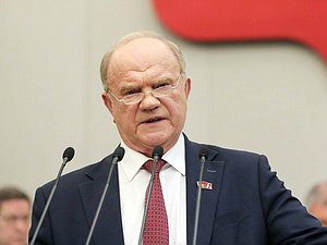 Leader of the CPRF faction Gennady Zyuganov