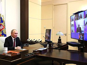Совещание с постоянными членами Совета Безопасности (в режиме видеоконференции). Фото: kremlin.ru