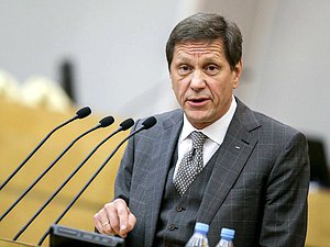 Александр Жуков
