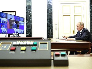 Совещание с постоянными членами Совета Безопасности (в режиме видеоконференции). Фото: kremlin.ru