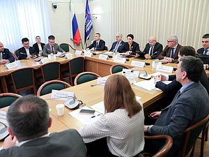 Совместное заседание Комитетов по экологии, природным ресурсам и охране окружающей среды, по энергетике и по вопросам собственности, земельным и имущественным отношениям