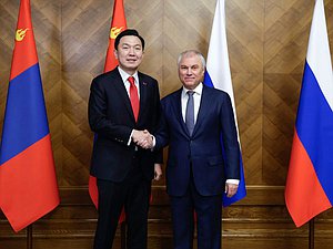 Встреча Председателя Государственной Думы Вячеслава Володина с Председателем Великого Государственного Хурала Монголии Ням-Осорын Учралом