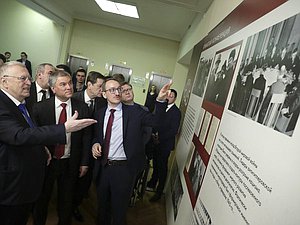 Leader of the LDPR faction Vladimir Zhirinovskii, Chairman of the State Duma Viacheslav Volodin and editor-in-chief of the ”Historian“ journal Vladimir Rudakov