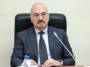 Председатель Комитета по науке и высшему образованию Сергей Кабышев