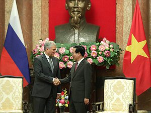 Jefe de la Duma Estatal Vyacheslav Volodin y Presidente de la República Socialista de Vietnam Vo Van Thuong