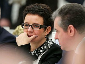 Председатель Комитета по контролю и Регламенту Ольга Савастьянова. Автор фото: Анна Исакова/Фотослужба Государственной Думы
