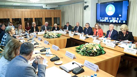 Заседание рабочей группы по совершенствованию законодательства РФ в части обеспечения детей качественным и безопасным питанием