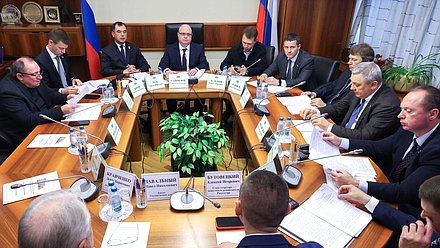 Заседание Комитета по вопросам собственности, земельным и имущественным отношениям