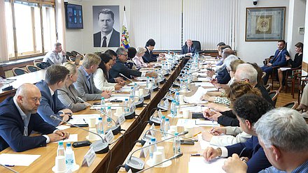 Рабочее совещание Комитета по охране здоровья на тему «Вакцинопрофилактика менингококковой инфекции»