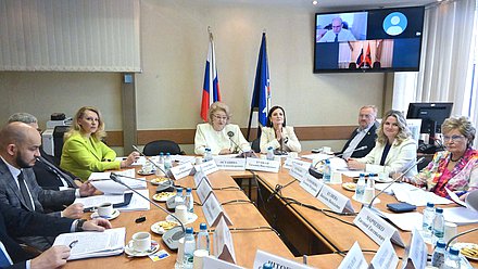 Заседание Комитета по защите семьи, вопросам отцовства, материнства и детства