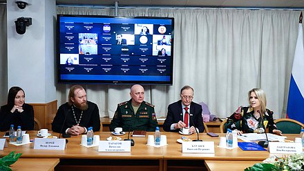 Круглый стол на тему «Реализация Основ государственной политики по сохранению и укреплению традиционных российских духовно-нравственных ценностей в медиапространстве»