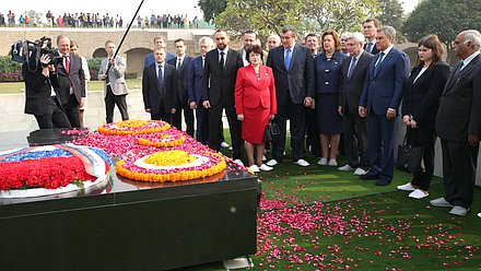 Flower laying ceremony at the place where Mahatma Gandhi was cremated