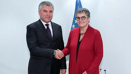 Chairman of the State Duma Viacheslav Volodin and President of the Parliamentary Assembly of the Council of Europe Liliane Maury Pasquier