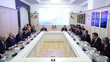 Meeting of Chairman of the State Duma Vyacheslav Volodin and Chairman of the Standing Committee of the National People's Congress of China Zhao Leji