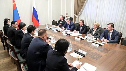 Working meeting of the Deputy Chairman of the State Duma Aleksei Gordeev and a delegation of Mongolian diplomats