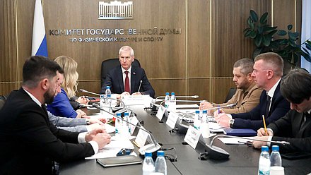 Председатель Комитета по физической культуре и спорту Олег Матыцин