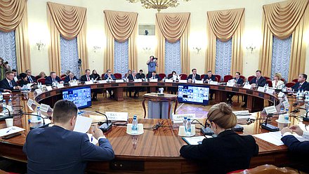 Расширенное заседание Комитета по аграрным вопросам на тему «О национальном докладе о ходе и результатах реализации Государственной программы развития сельского хозяйства и регулирования рынков сельскохозяйственной продукции, сырья и продовольствия»