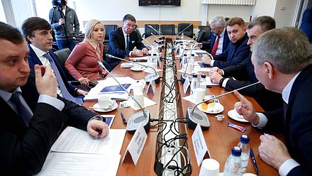 Расширенное заседание Комитета по просвещению с участием Министра просвещения РФ Сергея Кравцова