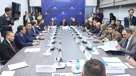 Заседание Комитета по строительству и ЖКХ с участием Министра строительства и ЖКХ РФ Ирека Файзуллина