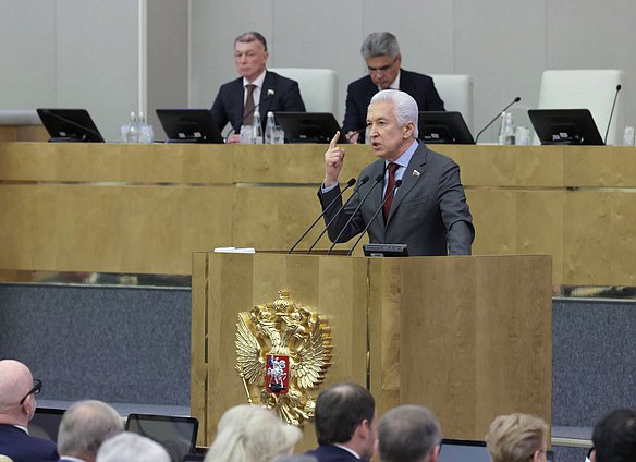 Руководитель фракции "Единая Россия" Владимир Васильев