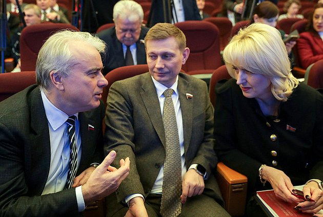 Chairman of the Committee on Energy Pavel Zavalny and member of the Committee on Industry and Trade Vladimir Plyakin