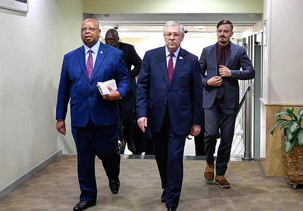 Deputy Chairman of the Committee on Security and Corruption Control Ernest Valeev and Speaker of the National Assembly of the Republic of Zimbabwe Jacob Mudenda