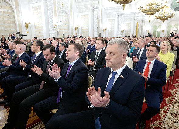 Встреча Президента РФ Владимира Путина с депутатами Государственной Думы VIII созыва
