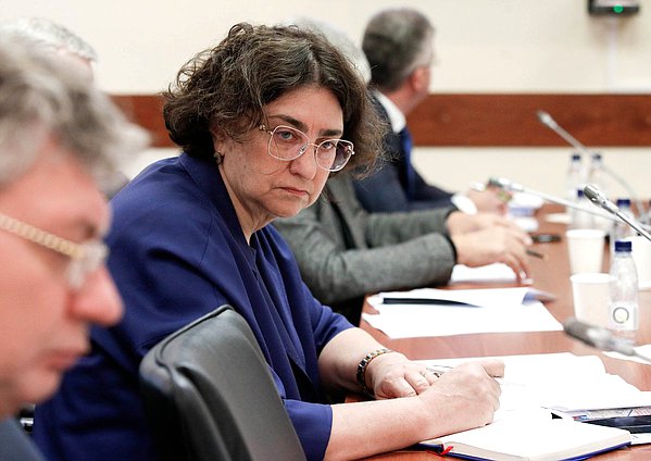 Круглый стол Комитета по энергетике на тему «Формирование топливно-энергетических балансов России и регионов: проблемы и пути решения»