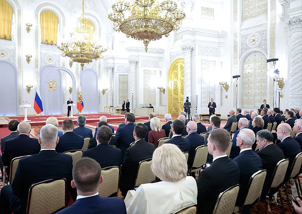 Встреча Президента РФ Владимира Путина с депутатами Государственной Думы VIII созыва