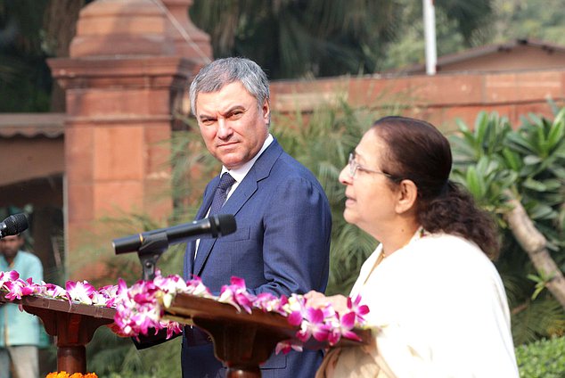 Chairman of the State Duma Viacheslav Volodin and Speaker of the House of the People of the Parliament of the Republic of India Sumitra Mahajan