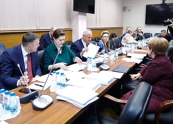 Заседание Комитета по бюджету и налогам