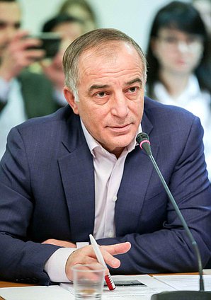 Председатель Российского конгресса народов Кавказа Алий Тоторкулов. Автор фото: Анна Исакова/Фотослужба Государственной Думы