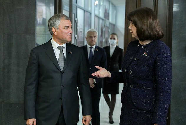 Chairman of the State Duma Vyacheslav Volodin and Chairwoman of the Council of the Republic of the National Assembly of the Republic of Belarus Natalya Kochanova