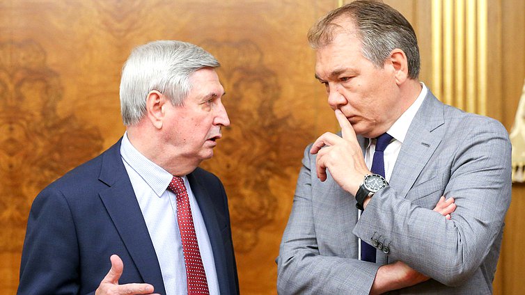 First Deputy Chairman of the State Duma Ivan Melnikov and Chairman of the Committee on the Commonwealth of Independent States and Contacts with Fellow Countryman Leonid Kalashnikov