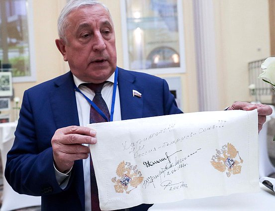 Председатель Комитета по региональной политике и проблемам Севера и Дальнего Востока Николай Харитонов