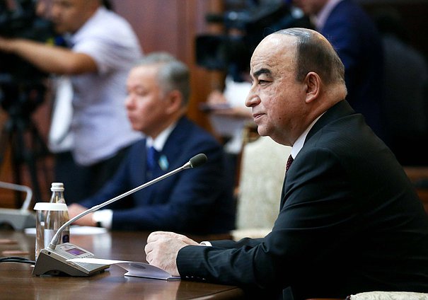 Meeting of President of the Kyrgyz Republic Sooronbay Jeenbekov with the heads of parliaments of the CSTO member states