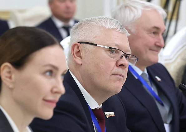 Председатель Комитета по безопасности и противодействию коррупции Василий Пискарев