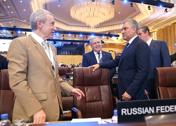 Deputy Chairman of the Committee of the Federation Council on International Affairs Andrey Klimov and Chairman of the State Duma Viacheslav Volodin