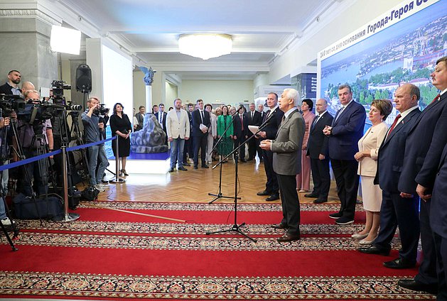 Руководитель фракции "Единая Россия" Владимир Васильев