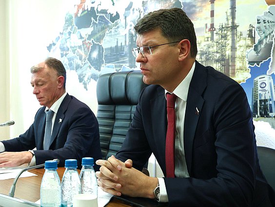 Член Комитета по экономической политике Денис Кравченко